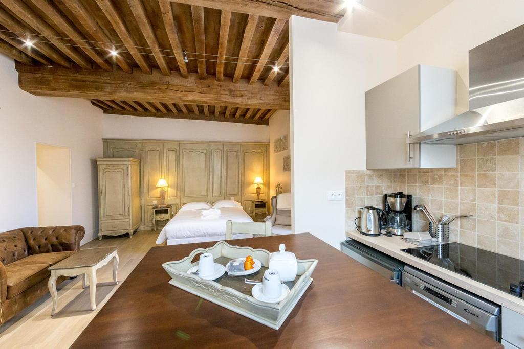 Le Cara Seheiah 1D Bed and Breakfast Beaune  Eksteriør billede